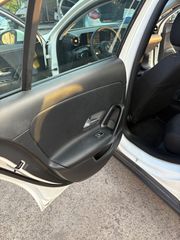 Mercedes-Benz A 160 2021-thumb-14