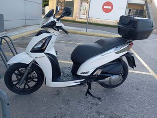 Kymco People GTi 2011 GTI 200