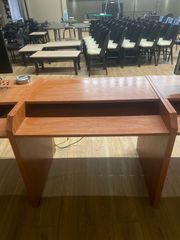 10 Επαγγελματικά Γραφεία / Stalls