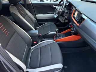 Kia Stonic 2019 1.0 T-GDI DESIGN!-thumb-23