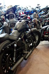 Harley Davidson Iron 883 2010-thumb-2