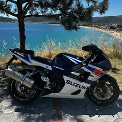 Suzuki GSXR 1000 2004 K4-thumb-2