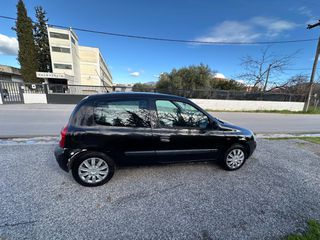 Renault Clio 2004-thumb-1