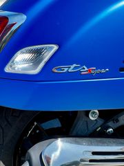 Piaggio Vespa 2019 GTS Super 125-thumb-3