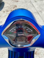 Piaggio Vespa 2019 GTS Super 125-thumb-9