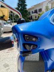 Piaggio Vespa 2019 GTS Super 125-thumb-11