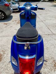 Piaggio Vespa 2019 GTS Super 125-thumb-17