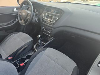 Hyundai i 20 2016 1.4 DIESEL-thumb-5