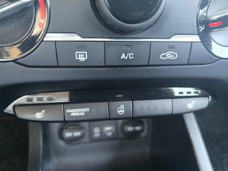 Hyundai i 20 2016 1.4 DIESEL-thumb-9