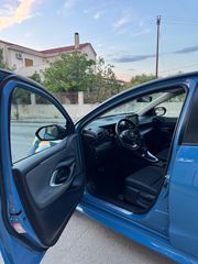 Toyota Yaris 2021-thumb-12