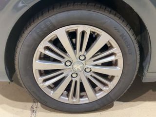 Peugeot 208 2017 1.2 Βενζίνη VTI Allure - Full Extra - 23.000km Γνήσια!!-thumb-19