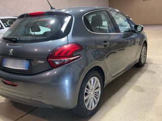 Peugeot 208 2017 1.2 Βενζίνη VTI Allure - Full Extra - 23.000km Γνήσια!!-thumb-1