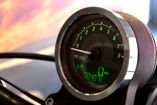 Harley Davidson Roadster 2017-thumb-2