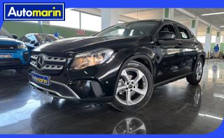 Mercedes-Benz GLA 180 2018 Urban Pack Auto / 6 Χρόνια Δωρεάν Service