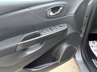 Renault Captur 2017 Προλαβεται-thumb-17