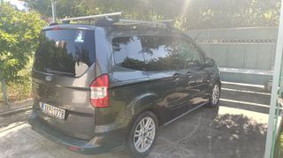 Ford Tourneo Courier 2019 Titanium