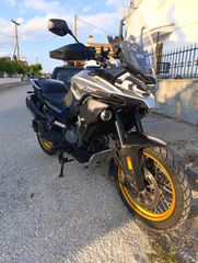 CFmoto 800MT Touring 2022 touring-thumb-1