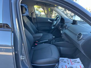 Audi A1 2015 12/2015-thumb-13