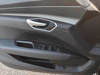 Audi e-tron GT 2021-thumb-8
