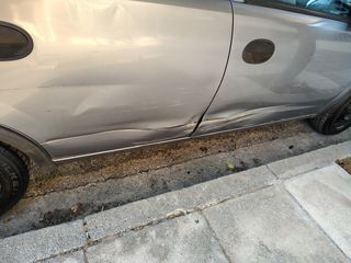 Opel Corsa 2005-thumb-8