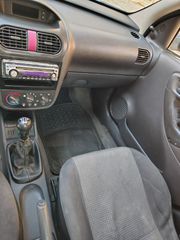 Opel Corsa 2005-thumb-12