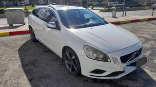 Volvo V60 2012 R-design T4 Auto powershift