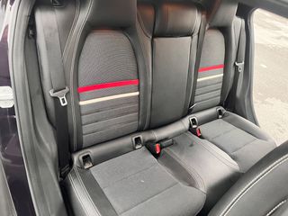 Mercedes-Benz A 180 2015 Urban a180-thumb-12