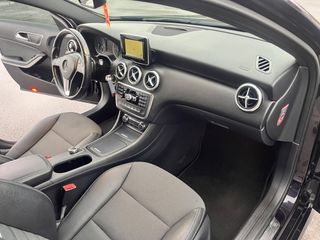 Mercedes-Benz A 180 2015 Urban a180-thumb-13