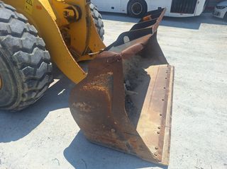 Φορτωτής Με Λάστιχα Komatsu 2001 WA270-thumb-9