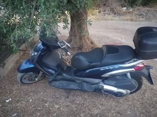 Piaggio Beverly 400 2007-thumb-4