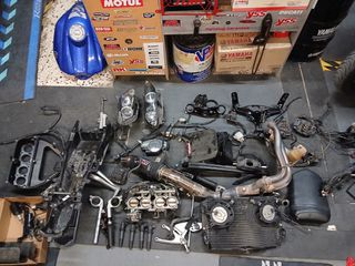 Yamaha YZF-R1 2004-thumb-4