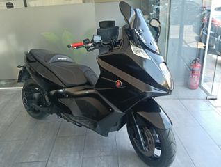 Gilera GP 800 2009-thumb-4