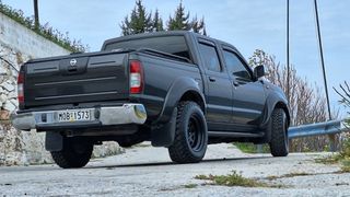 Nissan Navara 2004 D22-thumb-1