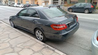 Mercedes-Benz E 250 2010 AVANTGARDE-thumb-8