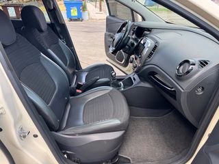 Renault Captur 2017 1.5 DCI DYNAMIC 110Hp-thumb-23