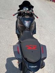 Suzuki GSXR 1000 2006-thumb-6
