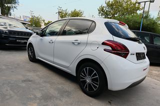 Peugeot 208 2016-thumb-2