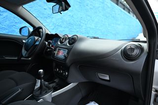 Alfa Romeo Mito 2014-thumb-8