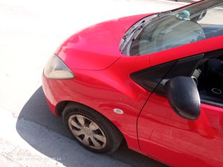 Mazda 2 2010-thumb-1