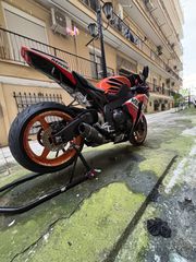 Honda CBR 1000RR 2009-thumb-4