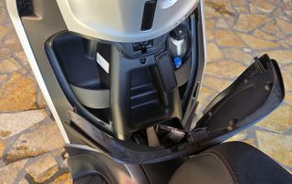 Piaggio Beverly 400 2021 s-thumb-6