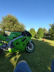 Kawasaki Ninja ZX-4R 1996 Zxr 400