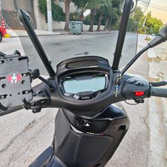 Piaggio Beverly 400 2022 Beverly 400s-thumb-1