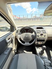 Renault Megane 2005 MEGANE 1.4 16V 98Hp-thumb-9