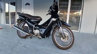 Modenas Kriss 125 2002