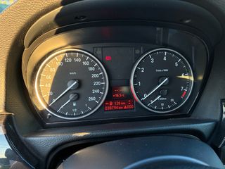Bmw 320 2010-thumb-14