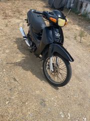 Modenas Kriss II 2002