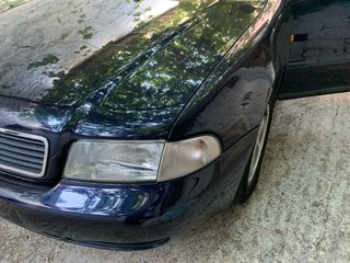 Audi A4 1997-thumb-3