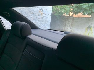 Audi A4 1997-thumb-9