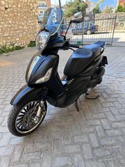 Piaggio Beverly 300 2018 Police-thumb-1